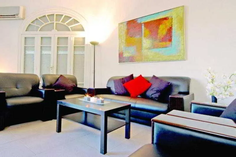 Hotel Las Ramblas Rooms Barcelona